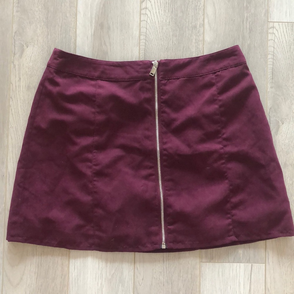Cute burgundy skirt